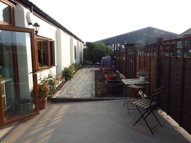 Meare Green, North Curry, Taunton TA3, 2 bed semi detached house to rent, £1,050 pcm | PrimeLocation