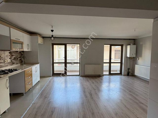 Mebusevlerin De Tandoğan Meydanına Yakın 100 M2 2+1 Dubleks Kiralık Daire