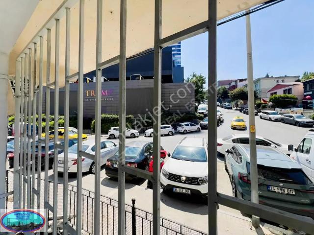 Mecidiyeköy Trump Towers Karşısı 3+1 Kiralık D. ofise'de Uygun