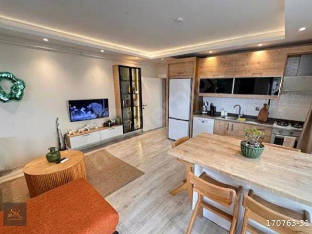 Mecidiyeköy de 1+1 kiralık eşyalı daire
