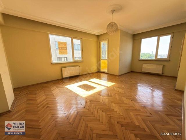 Mecidiyeköy Latilokum Sokak'ta kiralık 2 + 1 daire