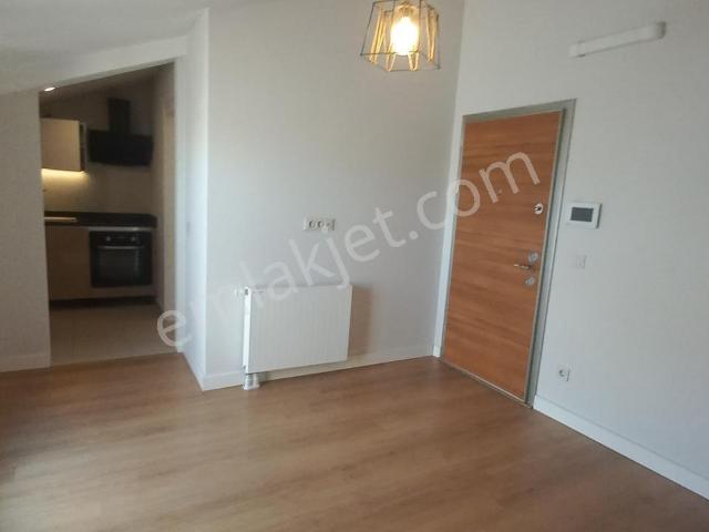 Mecidiyeköy Metro Yakını Kiralık 1+0 Daire