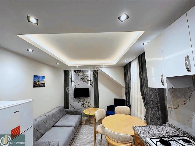 Mecidiyeköy Meydan'da Full Lüks Eşyalı 3+1 Prestijli Daire!