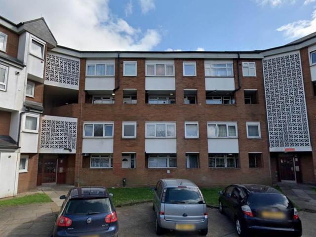 Medway Close, Ilford, IG1 3 bed maisonette to rent £2,000 pcm £462 pw