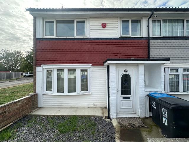 Medway Road, Hemel Hempstead HP2, 3 bed property to rent, £1,900 pcm | PrimeLocation