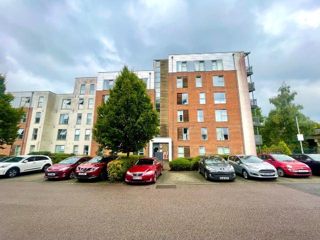 Medway Road, Royal Tunbridge Wells TN1, 2 bed flat to rent, £1,650 pcm | PrimeLocation