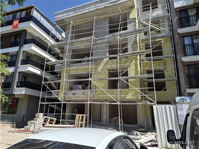 MEDYA'DAN GENÇLİK CD.ÜZERİ 2+1 40 M2 KOT DAİRE