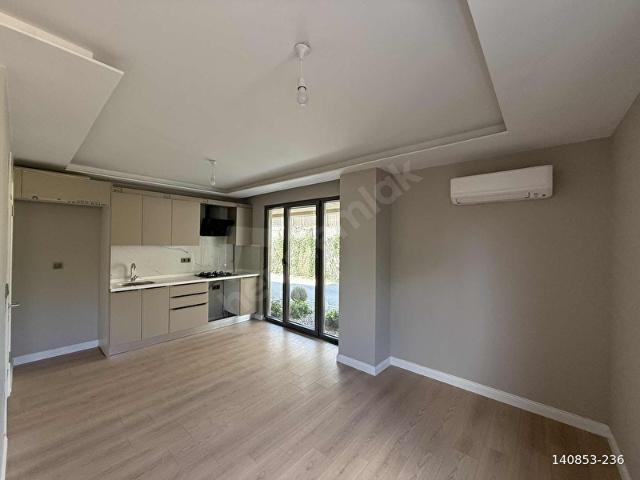 MEDA ÇENGELKÖY TERRACE'DE KİRALIK 2+1 ULTRA LÜKS SİTEİÇİ DAİRE