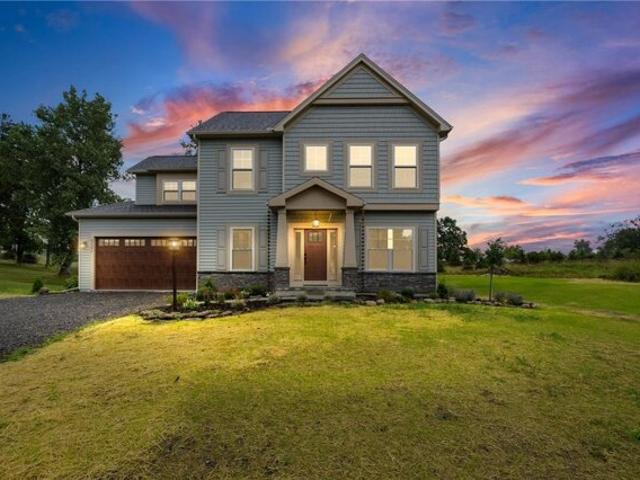 Medalist Ln, Canandaigua, Home For Sale