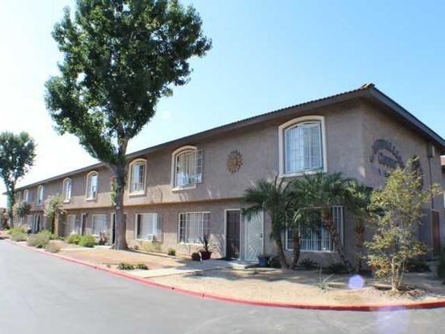 Medallion Court 1 Bedroom Apartment for Rent at 17045 Medallion Ave, Tustin, CA 92780 Tustin
