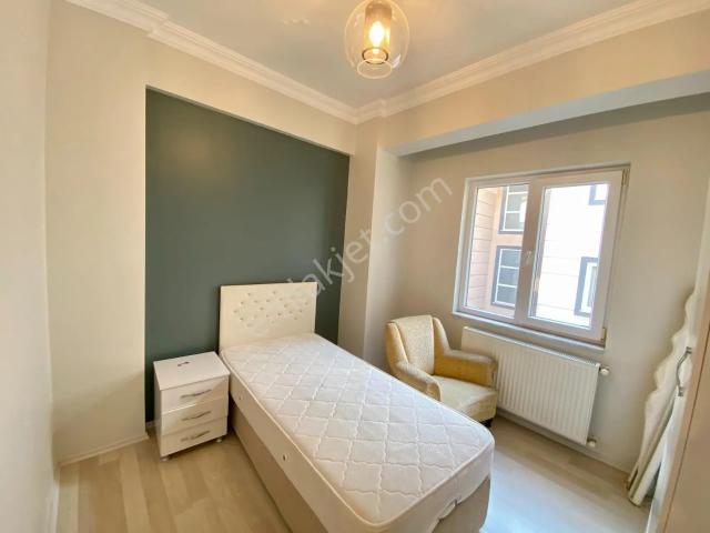 Medar Hastanesi'ne 650 M.2+1 Eşyalı Kiralık Daire