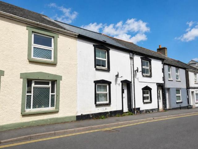 Meddon Street, Bideford 2 bed terraced house to rent £675 pcm £156 pw