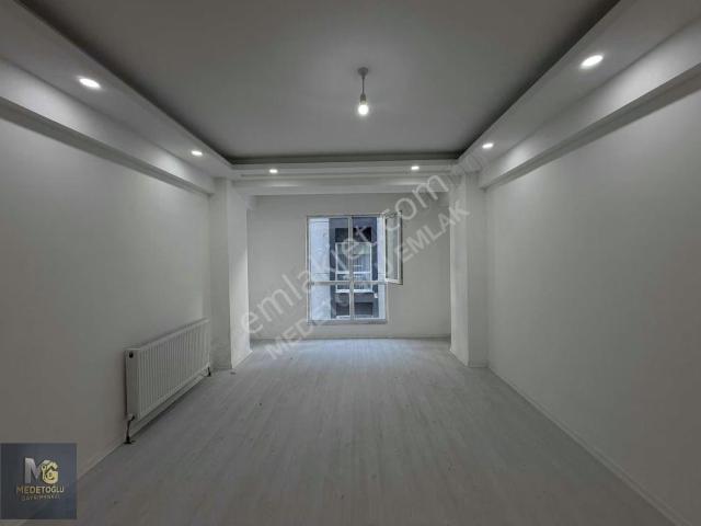 Medetoglundan Çerkezköy İstasyon Mah Kiralık 2+1 Okular Böl