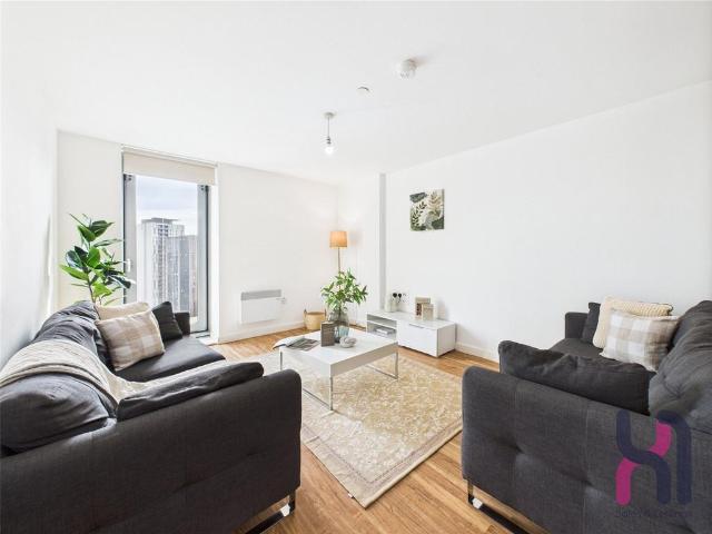 Media City, Michigan Point Tower B. 3 bed flat to rent £1,695 pcm £391 pw