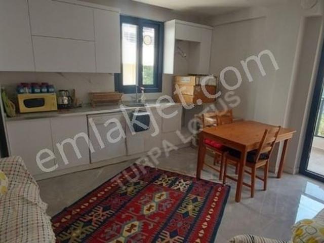 Medifema Hastanesi Yanı Eşyalı 1+1 Kiralık Daire