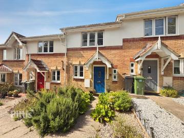 Medina View, East Cowes PO32, 2 bed terraced house to rent, £1,000 pcm | PrimeLocation