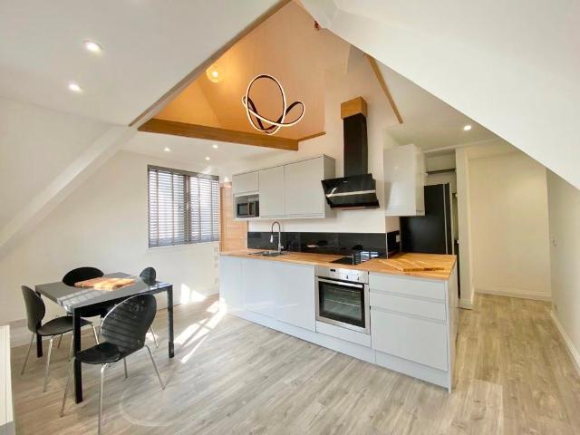 Medina Villas, Hove BN3, 1 bed flat to rent, £1,350 pcm | PrimeLocation