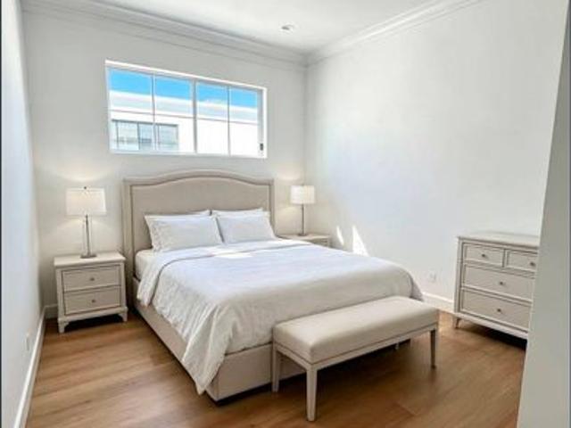 Mediterranean Elegance | Stunning 5 Bedroom Duplex in a Prime Location