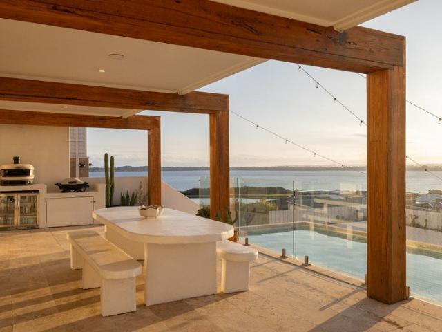 Mediterranean Elegance with Unrivalled Waterfront Views