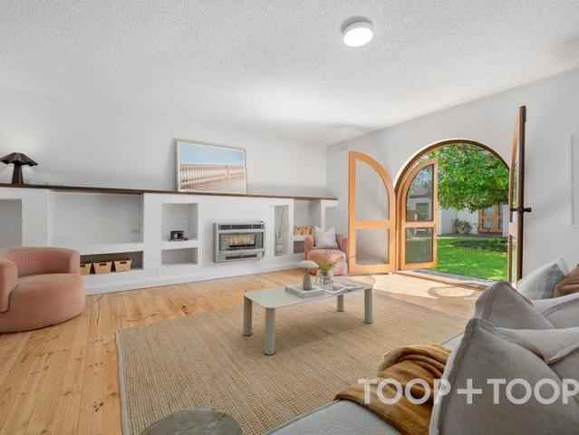 Mediterranean Spirit, Norwood Ease Lower level home unit with beautifully lush outlooks
