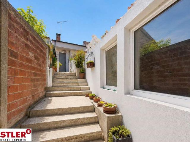 Mediterranes Wohngefühl in Ringelsdorf Liebevoll modernisiertes Einfamilienhaus mit Zubau