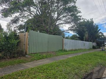 MEDIUM DENSITY OPPORTUNITY MANOORA REDEVELOPMENT SITE