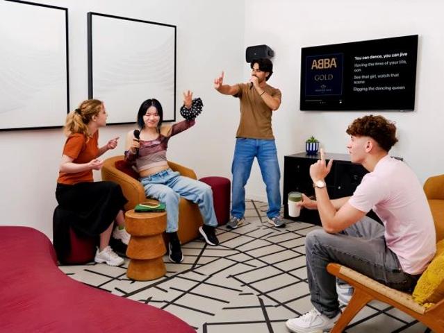 Medium Studio