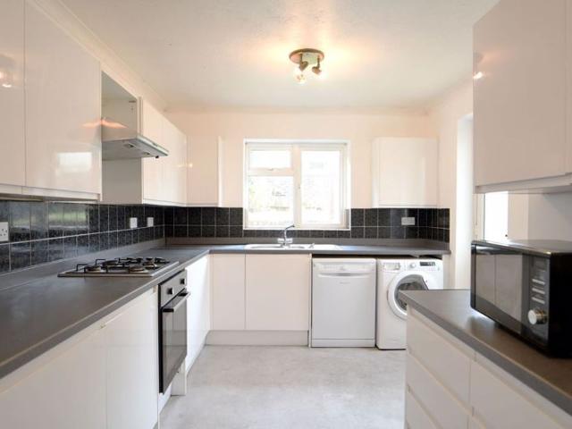 Medmerry Hill, Brighton BN2, 5 bed semi detached house to rent, £2,957 pcm | PrimeLocation