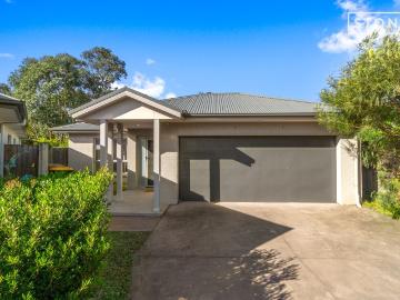 Medowie, Port Stephens - Swimming pool