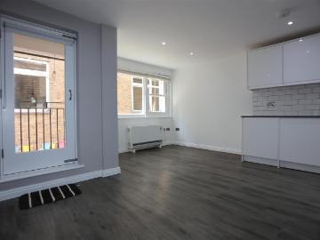 Meeting House Lane, Brighton 3 bed flat to rent £1,850 pcm £427 pw