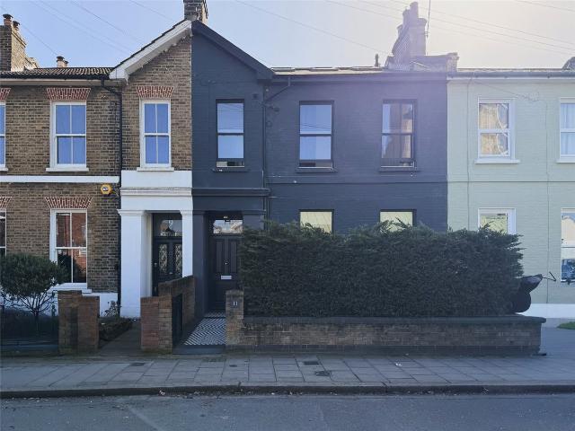 Meeting House Lane, London SE15, 2 bed flat to rent, £3,500 pcm | PrimeLocation