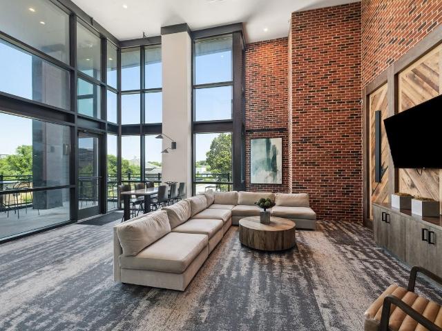 Meeting Street Lofts Studio Apartment for Rent at 601 Meeting St, Charleston, SC 29403 East Central