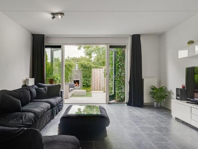 Meertouw 5, 1484 EB, Graft