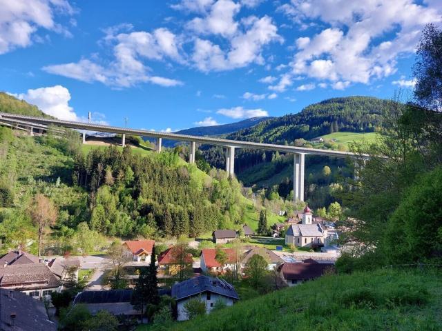 Mega Aktion! 3 Monate Mietfrei! Schöne Wohnung in Kremsbrücke