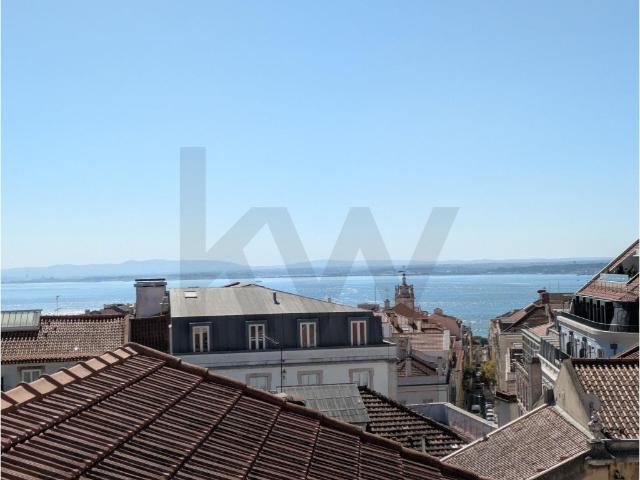 Mega Apartamento no Chiado, na Rua Nova da Trindade 521m² Santa Maria Maior