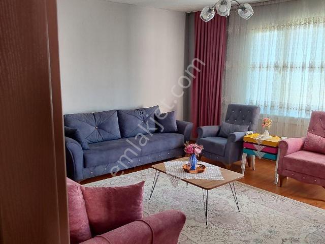 Mega Emlak Ofisinden G.o.pasa Mah. Cok Acillll Satılık 3+1 Daire