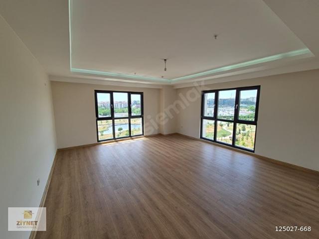 Mega Garden Şehir, Havuz ve Park Manzaralı 3+1 Satılık 125m