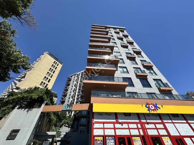 Mega 2 Block Sitesi'nde Metroya 7 Dk Satılık 2+1 Boş Daire