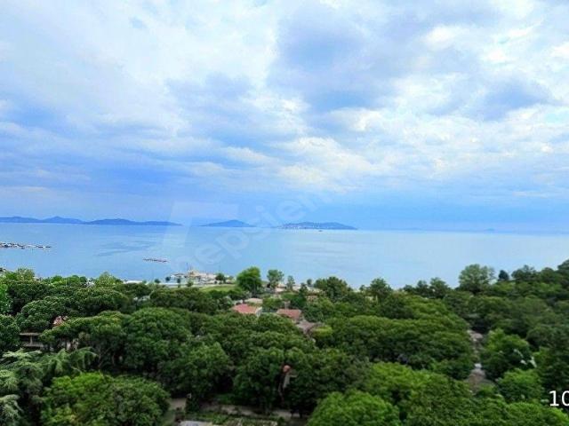 MEGA'DAN CADDEBOSTAN SAHİLDE 260 M2 4+2 LEBİDERYA DENİZ MANZARALI 2 ARAÇLIK OTOPARK TERASLI DUBLEKS