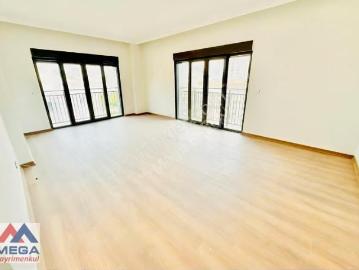 Mega'dan Erenköyde 120 M2 3+1 Ebeveyn Banyolu Ferah Sıfır Fırsat