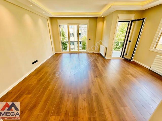 Mega'dan Göztepe Bağdata Yakın 115 M2 2+1 Balkonlu Eb.banyolu