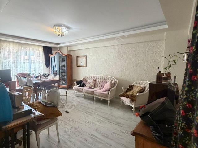 Megakent Gayrımenkulden Satılık 4+1 Dubleks Daire