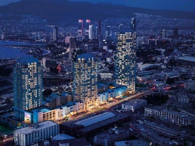 Megapol Izmır'de Alsancak Manzaralı Kapalı Mutfaklı 1+1 Kıralık Daıre