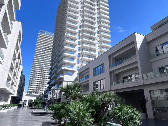 Megapol İzmir'de 1+1 Şehir Manzaralı Satılık Rezidans Dairesi