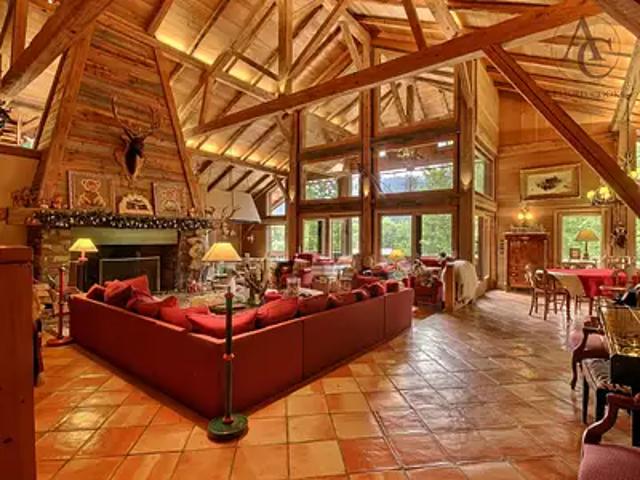 Megève 74120 Achat / Vente maison 11 pièces t11 terrasse parking