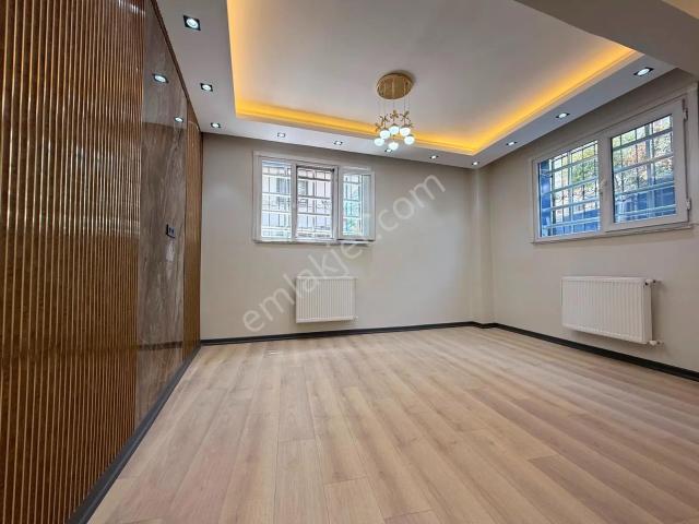 Mehterçeşme Mahallesi 1+1 Lüks Dekorlu Giriş Gibi Kiralık Daire!