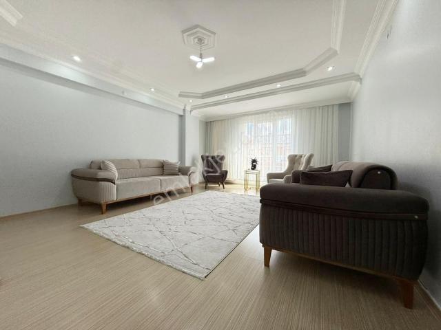 Mehterçeşme Mahallesi 3+1 145m2 Çift Balkonlu Aşiret Daire!