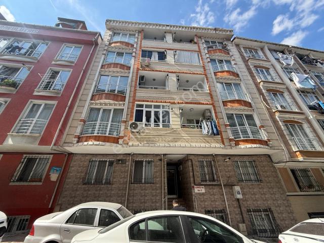 Mehterçeşme Mah'de 2+1 Metrobüse Yakın Arakat Sıfır Gibi Daire !