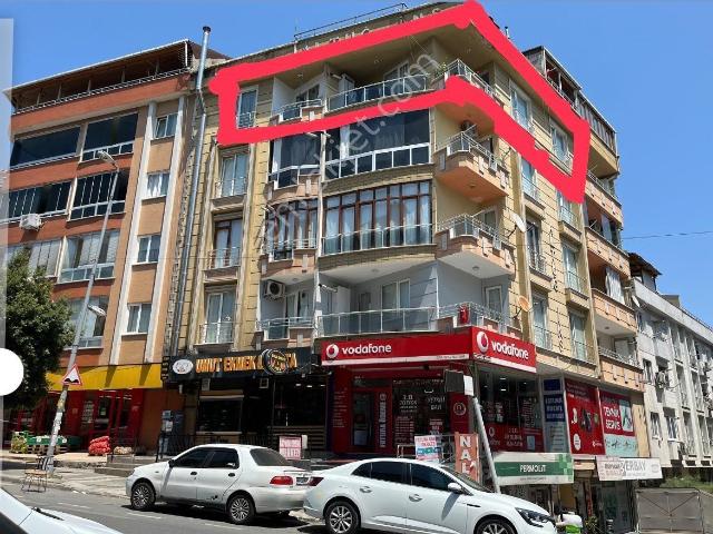 Mehterçeşme'de Metrobüse Yürüme Mesafesinde Satılık Dublex Daire