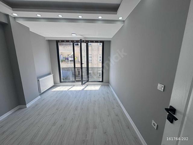 MEHMET AKİFTE KARAKOLA YAKIN 2+1 SIFIR DAİRE TAPU MASRAFI YOK
